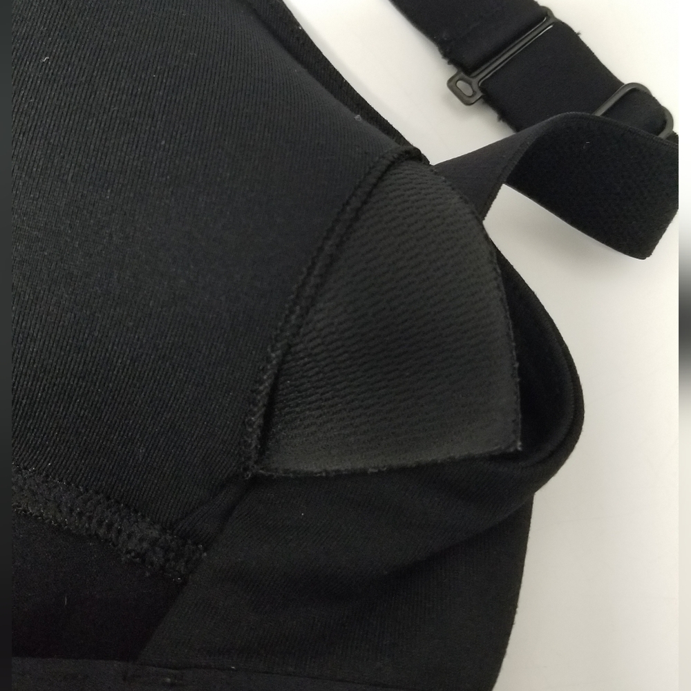 Fabletics Black All Day Every Day Convertible Sports Bra Sz XS - Picture 10 of 16